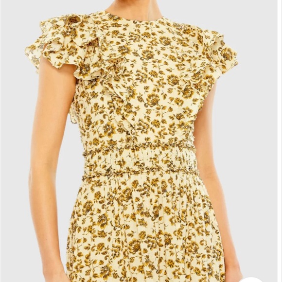 Mac Duggal Asymmetrical Ruffled High neck Floral Gown. Size 10. NWT. - Picture 2 of 6